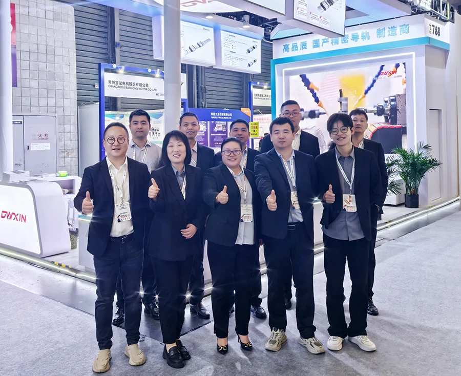 达沃鑫携国产精密导轨产品亮相行业展会