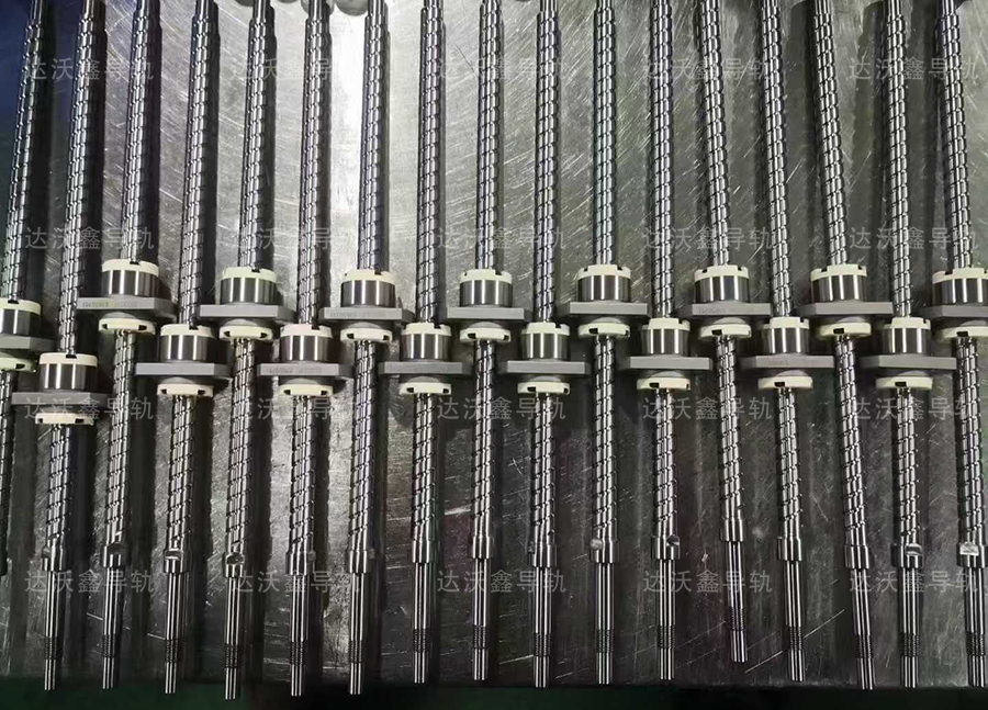 滚珠丝杆核心技术特性解析：精密传动的性能支撑